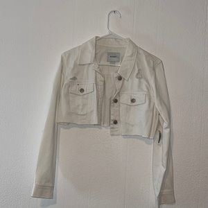 White crop top, Jean jacket size large Old Navy with tags